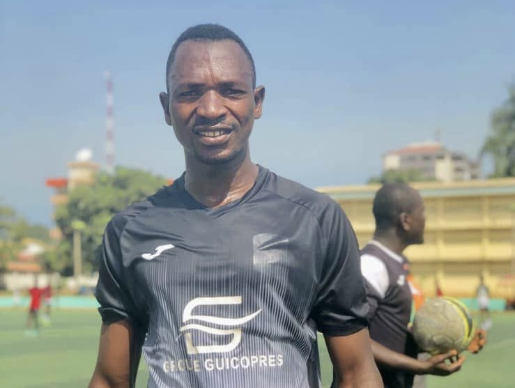 OFFICIEL : Laye Mamady Sanoh rejoint la Flamme Olympique ! .