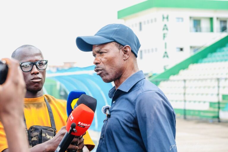 Officiel : Karfamoriah FC se sépare de son entraîneur Faraban Camara